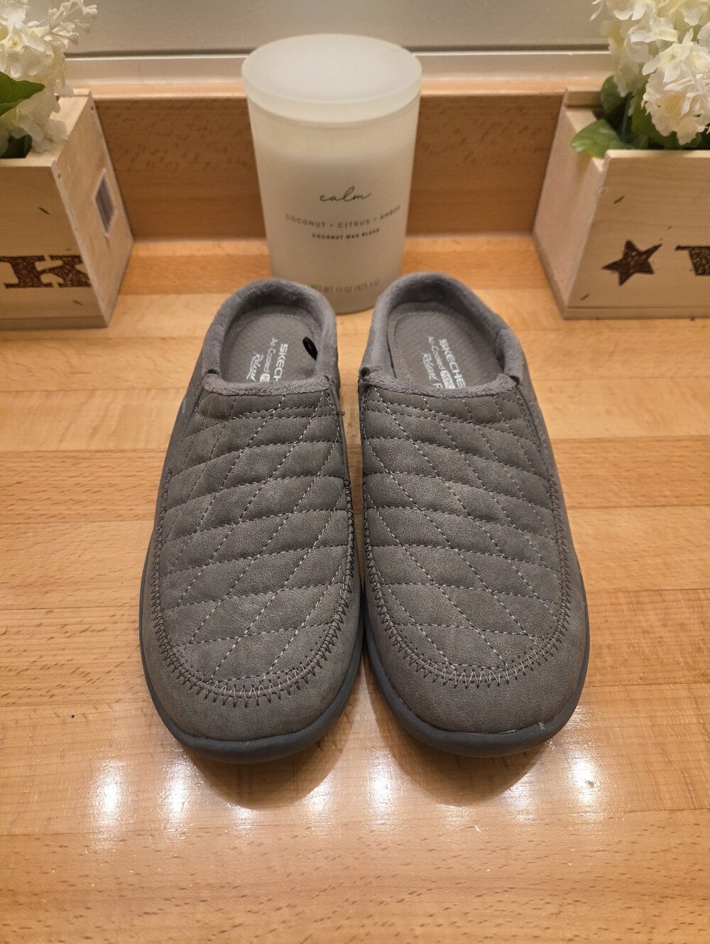 Skechers Women's Easy Going-Road Trip Mules Quilted Gray Size 6.5 - Picture 2 of 9